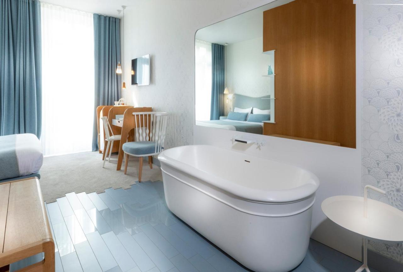 Hotel Le Lapin Blanc Париж Экстерьер фото