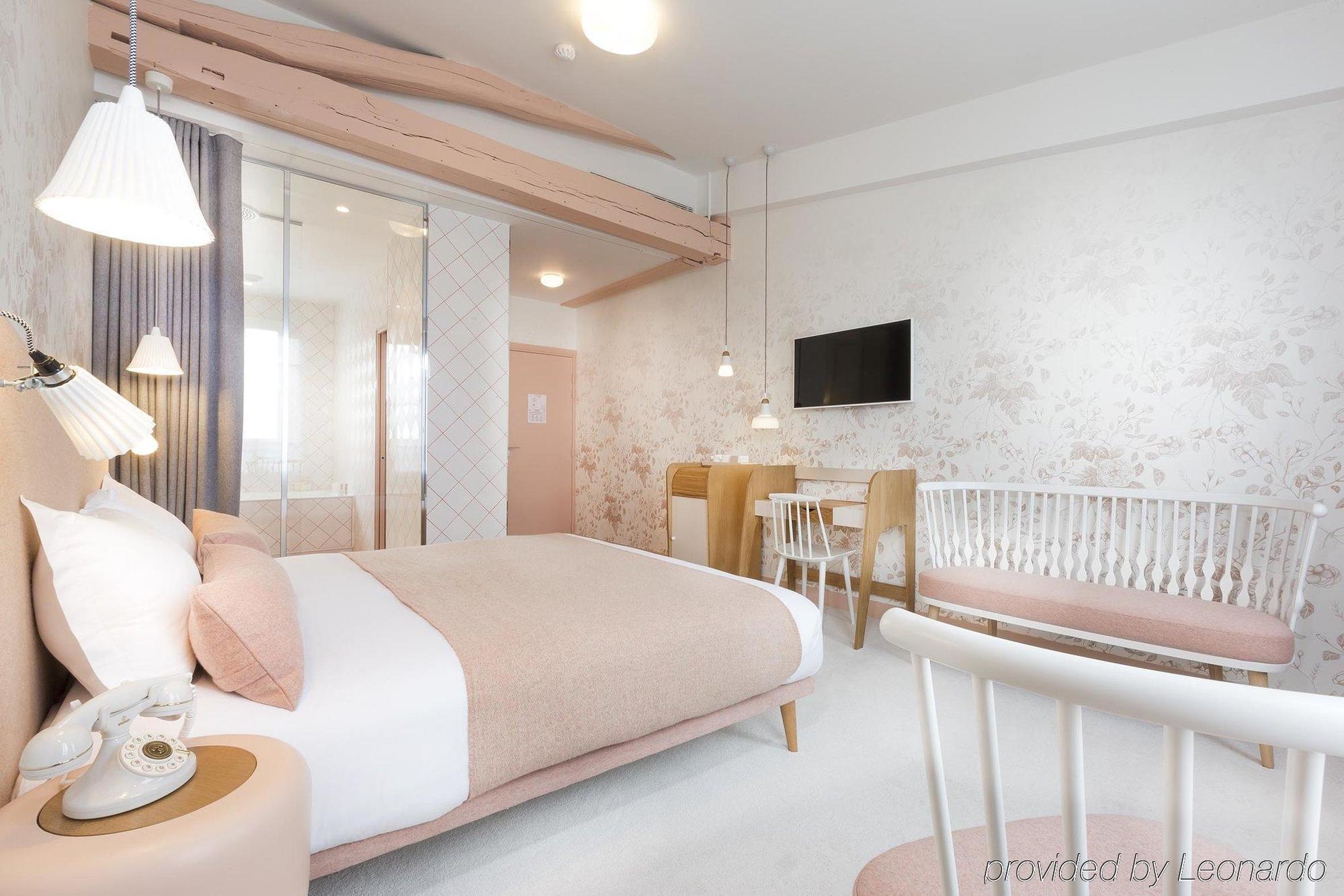 Hotel Le Lapin Blanc Париж Экстерьер фото