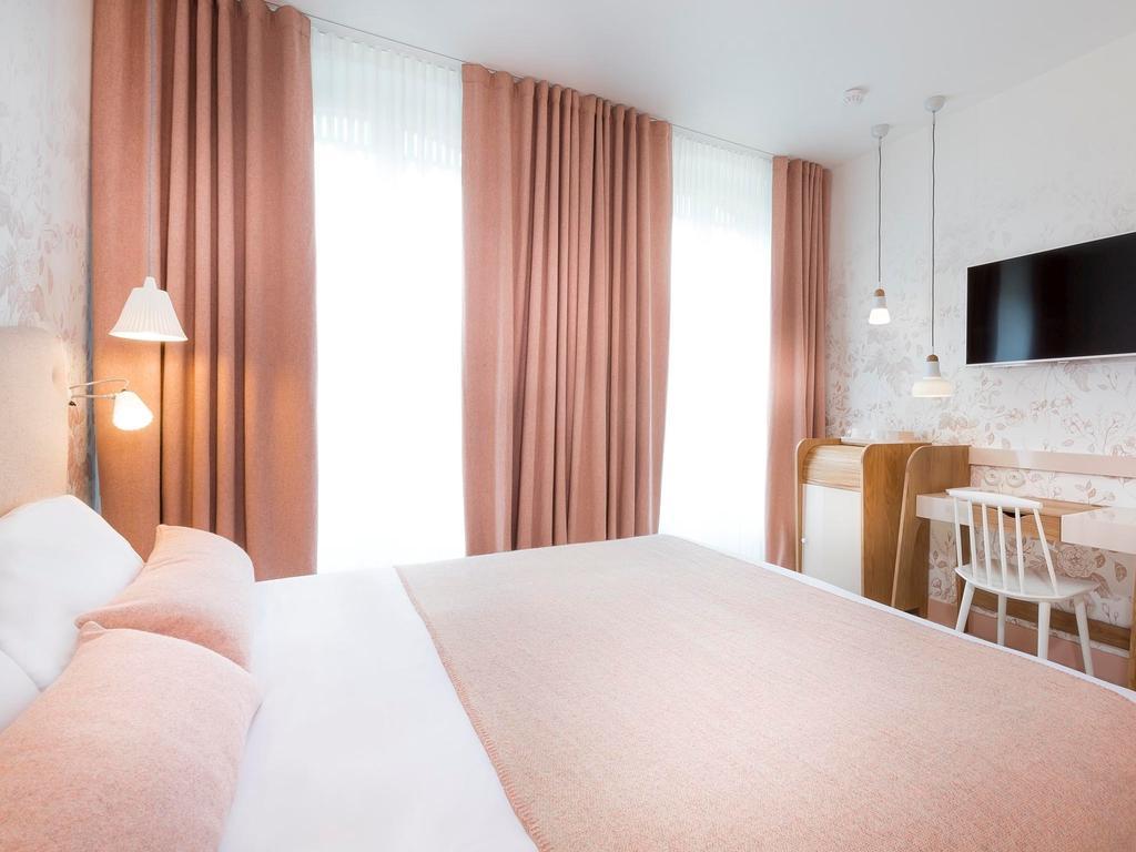 Hotel Le Lapin Blanc Париж Экстерьер фото