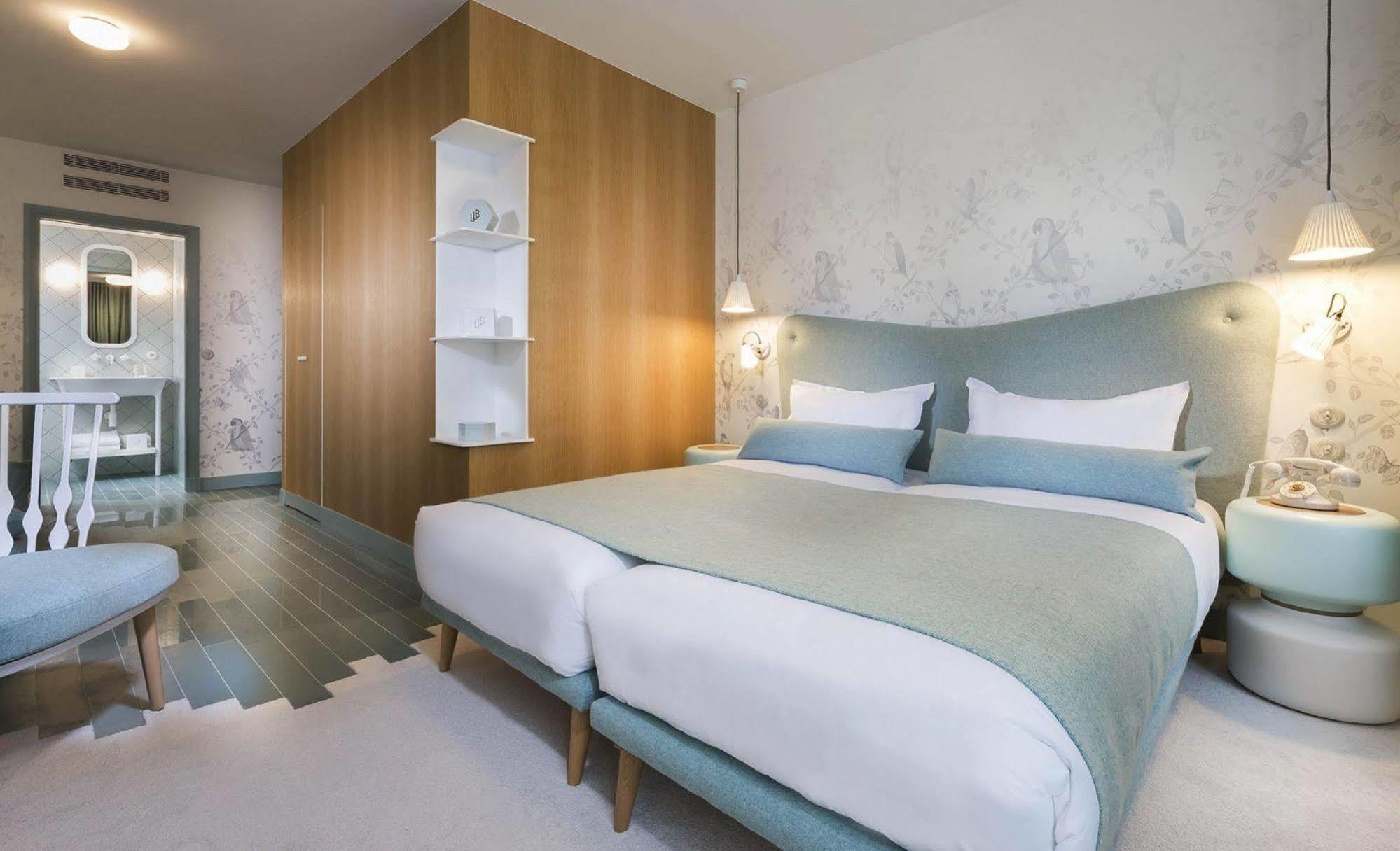 Hotel Le Lapin Blanc Париж Экстерьер фото